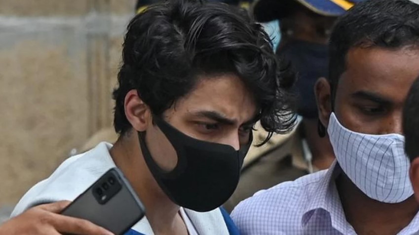 শাহরুখ-পুত্রের পাসপোর্ট ফেরত দিতে আদালতের নির্দেশ