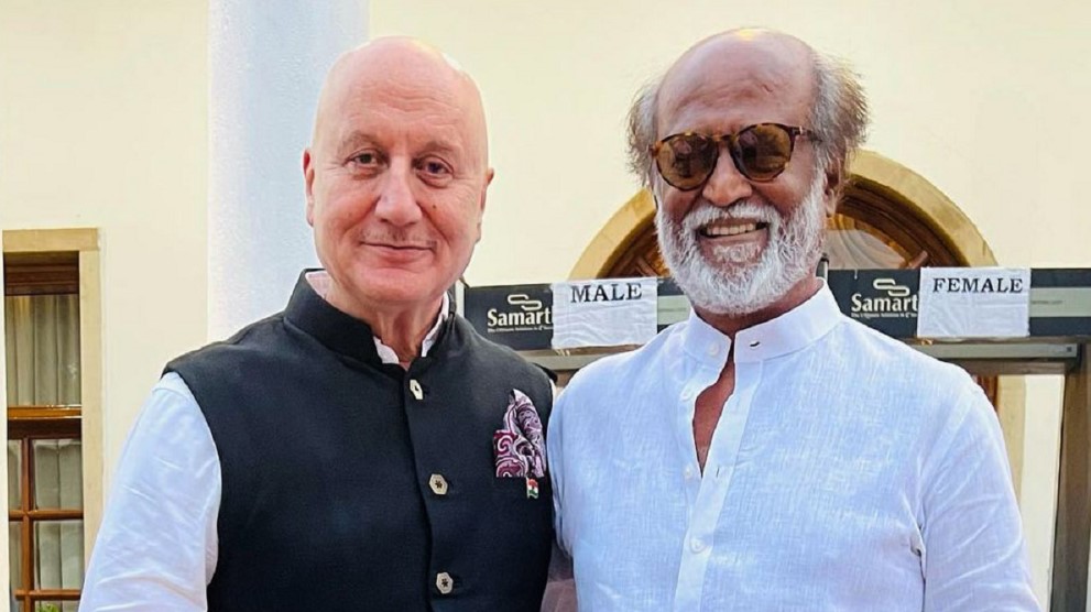 রজনীকান্ত প্রসঙ্গে অনুপমের বার্তা