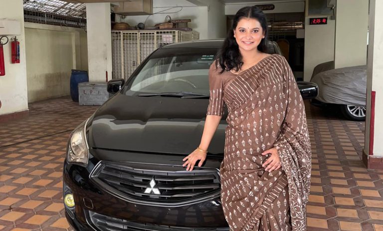 আবারও অভিনয়ে যোগ দিলেন ফারিয়া