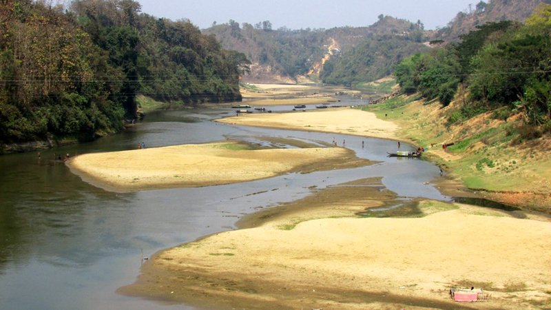 শুকিয়ে যাচ্ছে বিশ্বের বড় বড় নদী