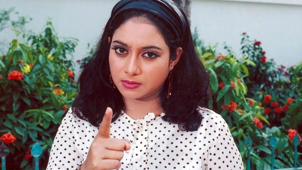 ভক্তদের সাবধান করলেন শাবনূর