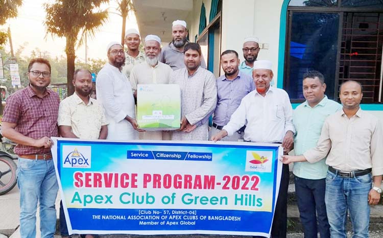 এপেক্স ক্লাব অব গ্রীণ হিলস এর উদ্যোগে টুকের বাজার মসজিদে ফিল্টার বিতরণ