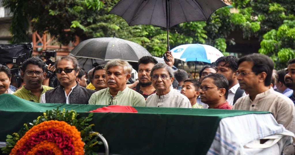 সাংবাদিক তোয়াব খানকে শেষ শ্রদ্ধা নিবেদন