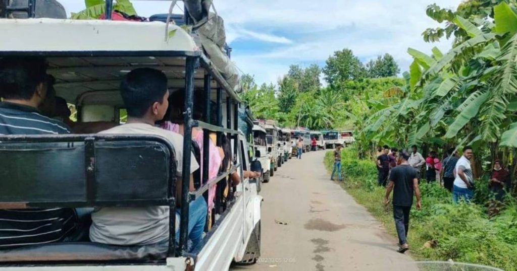 সাজেকে পাহাড় ধস, সাড়ে ৬ ঘণ্টা পর যানচলাচল স্বাভাবিক