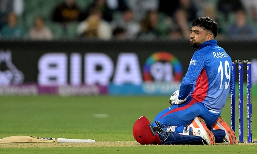 সেমিফাইনালের আশা বাঁচিয়ে রাখল অস্ট্রেলিয়া