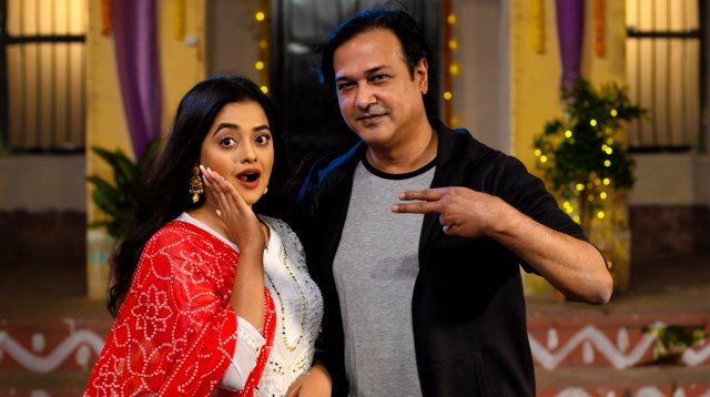 পাল্লা দিয়ে শুটিং করলেন আসিফ!
