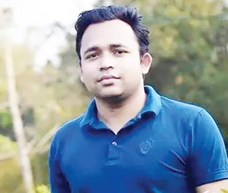 কেন্দ্রীয় ছাত্রলীগের সম্মেলনের মঞ্চ উপ-কমিটির সদস্য রাজনগরের ছাত্রদল নেতা অনুপম