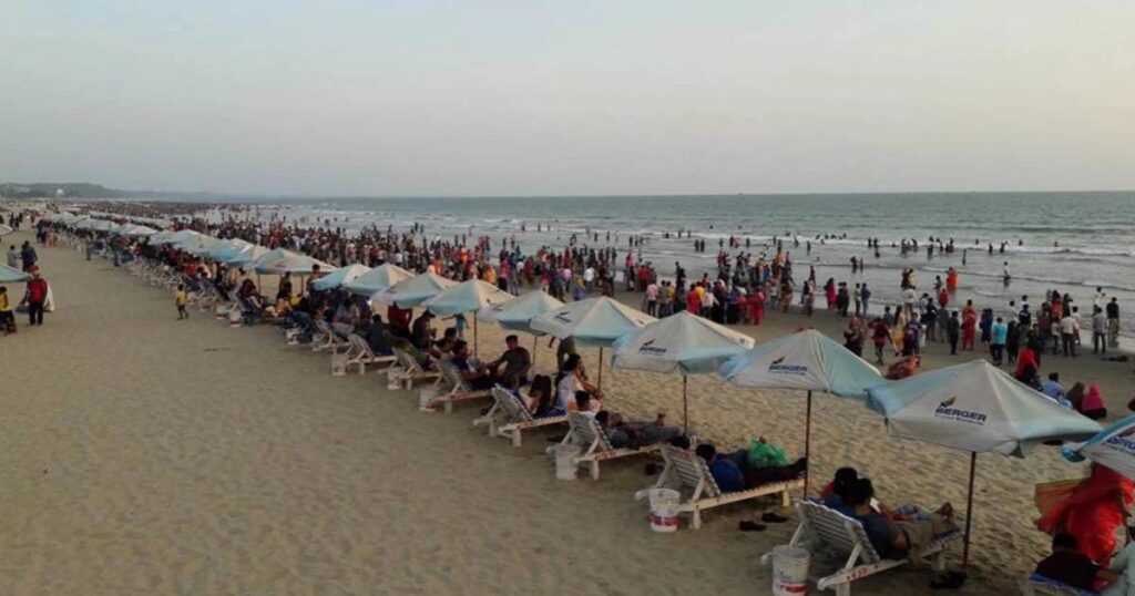 ভয়াবহ দূষণের মুখে পর্যটন শহর কক্সবাজার