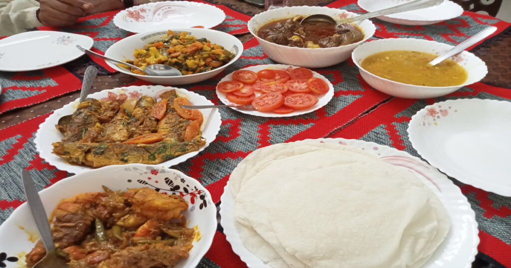খুলনা যেন পিঠার নগরী!