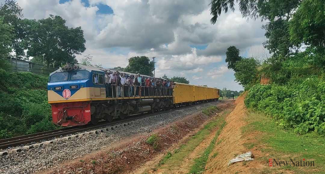 আখাউড়া-আগরতলা রেলপথে পরীক্ষামূলক ট্রেন চলাচল