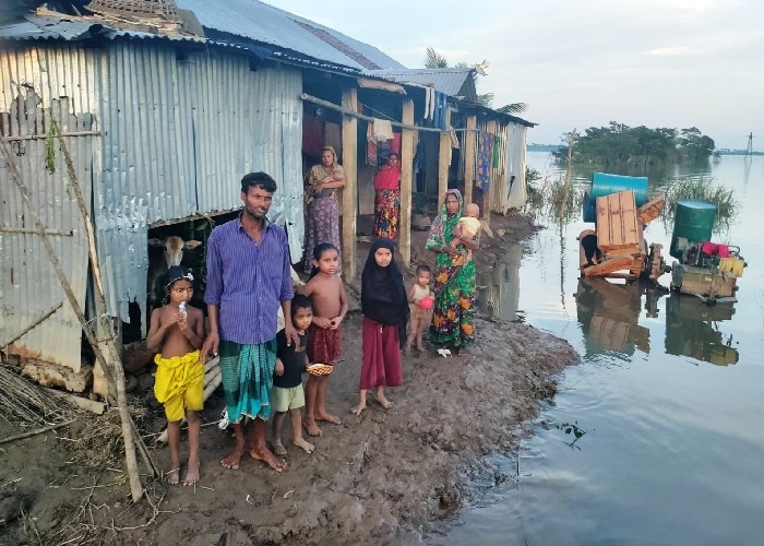 সিলেটের উঁচু এলাকা থেকে ধীরে নামছে পানি