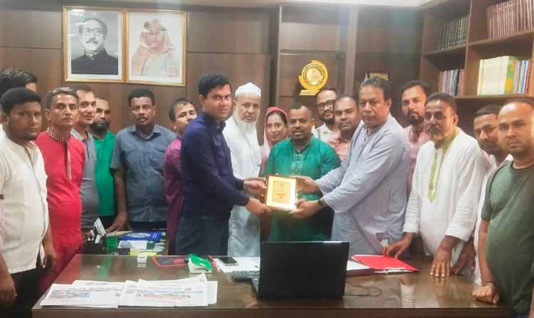 কুলাউড়া উপজেলা নির্বাহী কর্মকর্তার সাথে ব্যবসায়ী কল্যাণ সমিতির নেতৃবৃন্দের সৌজন্যে সাক্ষাৎ