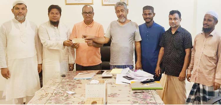 তামাবিল পাথর ও কয়লা আমদানিকারকের মধ্যে লেবার হ্যান্ডেলিংয়ের চেক বিতরণ