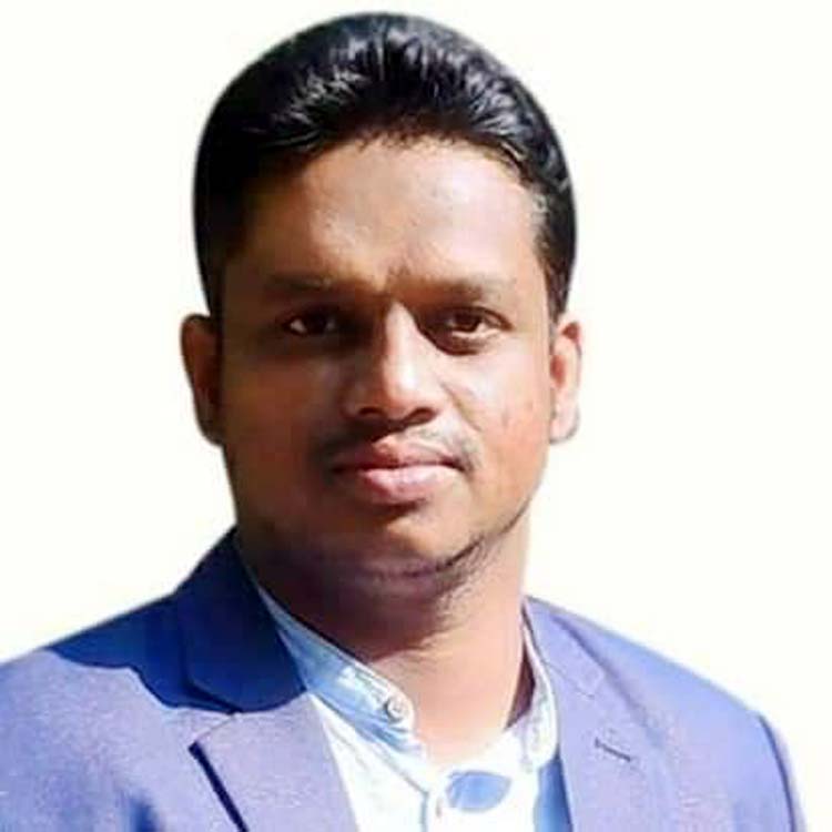 মৌলভীবাজার জেলা পরিষদ নির্বাচনে মনোনয়নপত্র জমা দিলেন সাংবাদিক আশফাক তানভীর