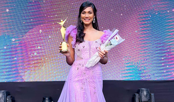 ‘মডেল স্টার অব এশিয়া’ খেতাব জয় করলেন শিলা