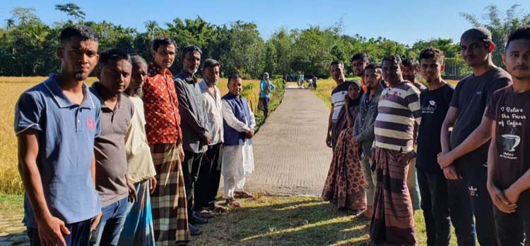 পশ্চিমভাগে রাস্তা নির্মান কাজ পরিদর্শন করলেন চেয়ারম্যান তুহিন