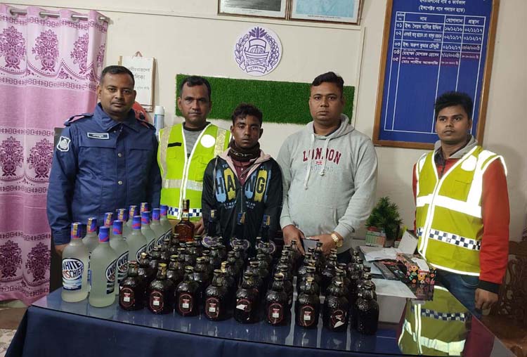 কমলগঞ্জে বিপুল পরিমান বিদেশি মদসহ আটক ১
