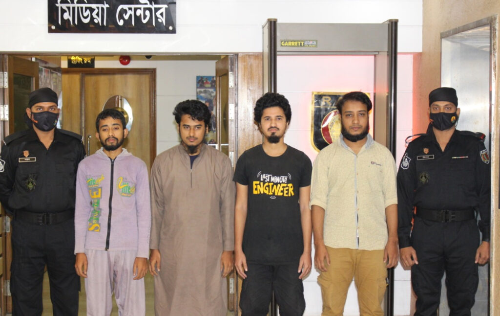‘জামাতুল আনসার ফিল হিন্দাল শরকিয়া’-এর ২৬ সদস্য আটক: র‌্যাব