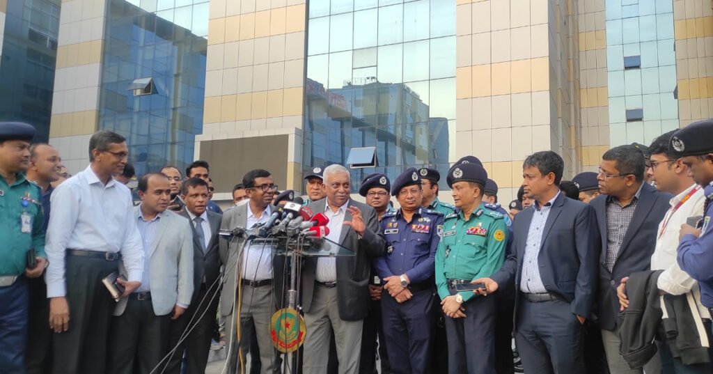কোনোভাবেই রাজপথে সমাবেশ করতে দেয়া হবে না: স্বরাষ্ট্রমন্ত্রী