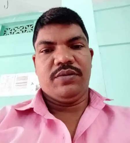 বিচারের আশায় ধারে ধারে ঘুরছেন রায়না বেগম 