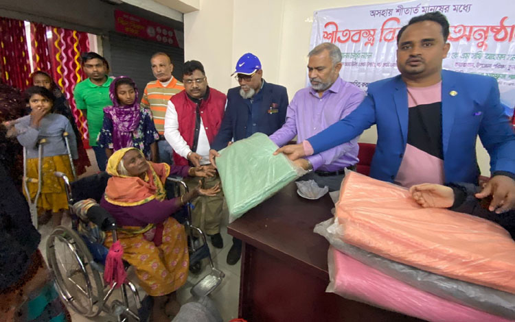 কুলাউড়ায় বন্ধন প্রবাসী কল্যাণ সংস্থার শীতবস্ত্র বিতরণ