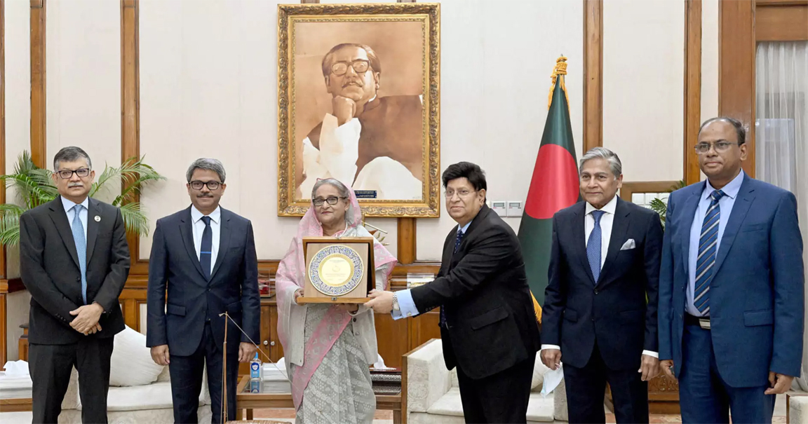 ‘আইডিএফ গ্লোবাল অ্যাম্বাসেডর ফর ডায়াবেটিস’ পদক পেলেন প্রধানমন্ত্রী শেখ হাসিনা