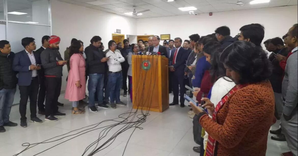 স্বচ্ছ, অবাধ, নিরপেক্ষ ও অংশগ্রহণমূলক নির্বাচন চায় ইসি