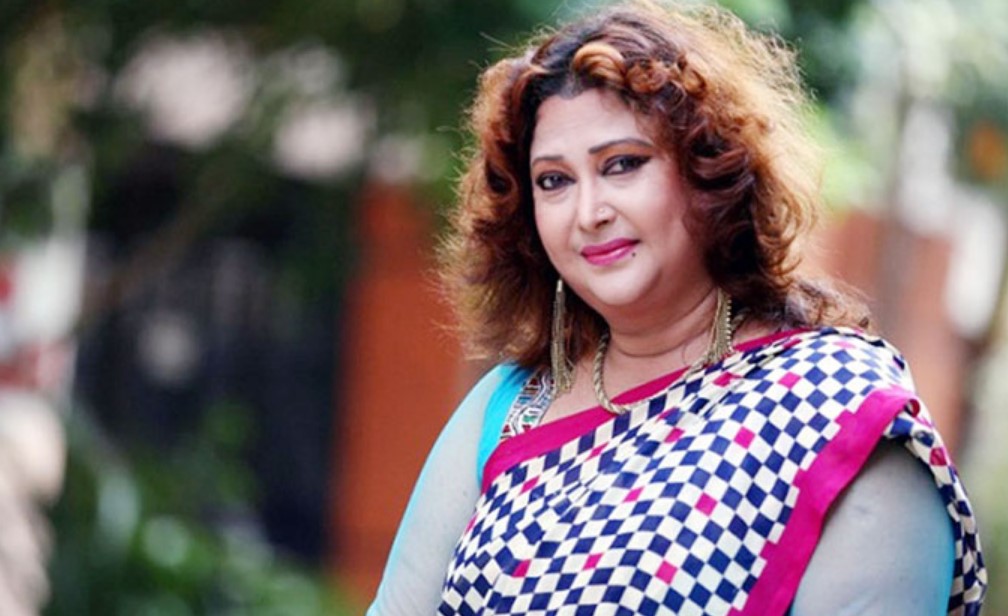 আমাদের ভাগ্য খারাপ এই দেশের শিল্পী হয়েছিলাম: রিনা খান