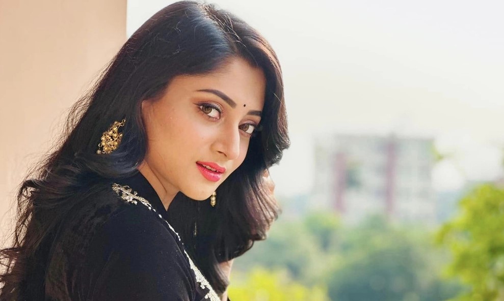 বিয়ের পর অভিনয় বাদ দিবেন পূজা চেরী