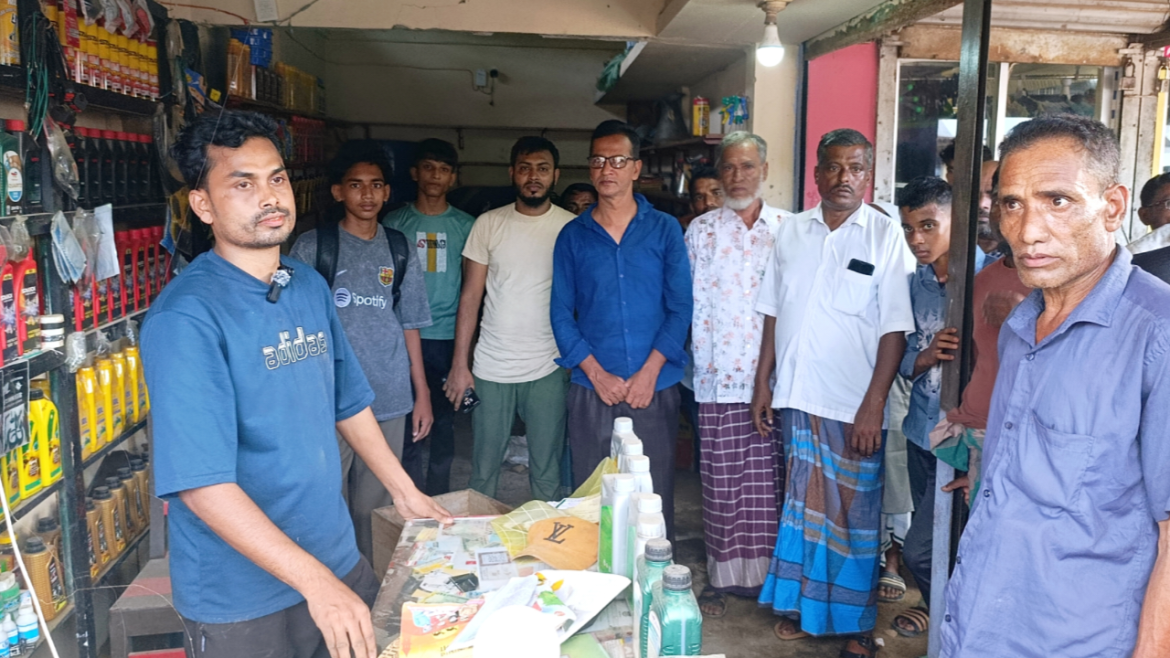 আদালতের নির্দেশে দোকান খুলে নগদ টাকা, মালামাল ও লাইসেন্স না পাওয়ার অভিযোগ; সুষ্ঠু তদন্তের দাবি।