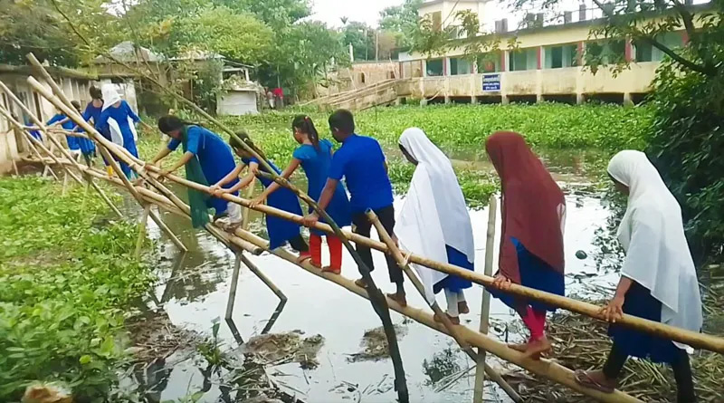 রাজনগরে পাউবোর উদাসীনতায় পানির নিচে কৃষকের স্বপ্ন, বিপাকে শিক্ষার্থীরা