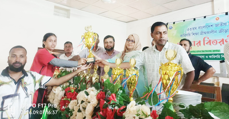 কুলাউড়ায় গ্রীষ্মকালীন ক্রীড়া প্রতিযোগিতার পুরস্কার বিতরণ